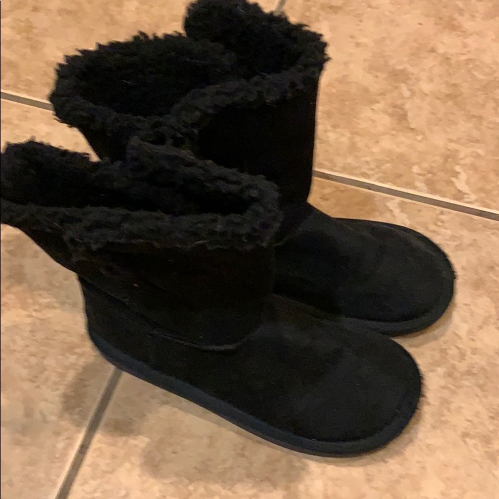 Girls boots
